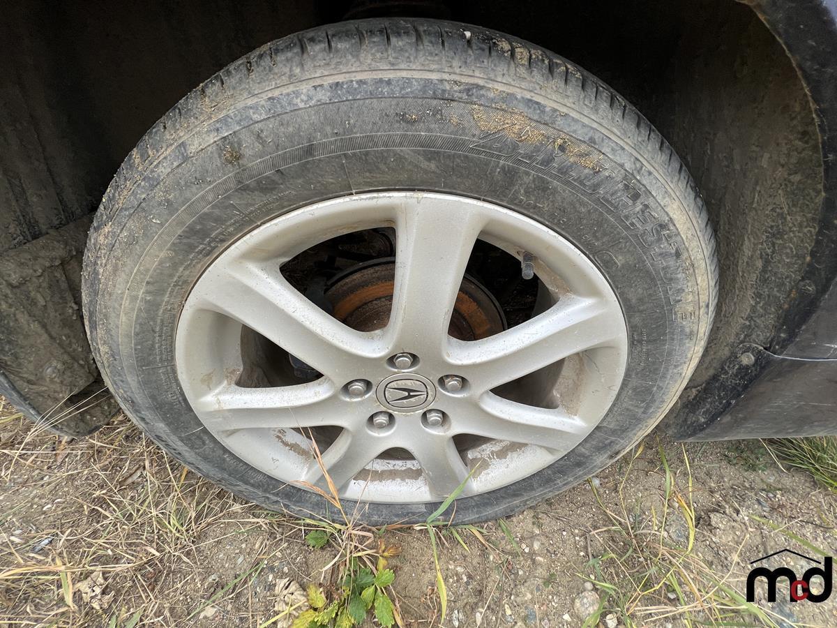 IMPOUND UNIT 2004 Acura TSX Car (NonRunner)